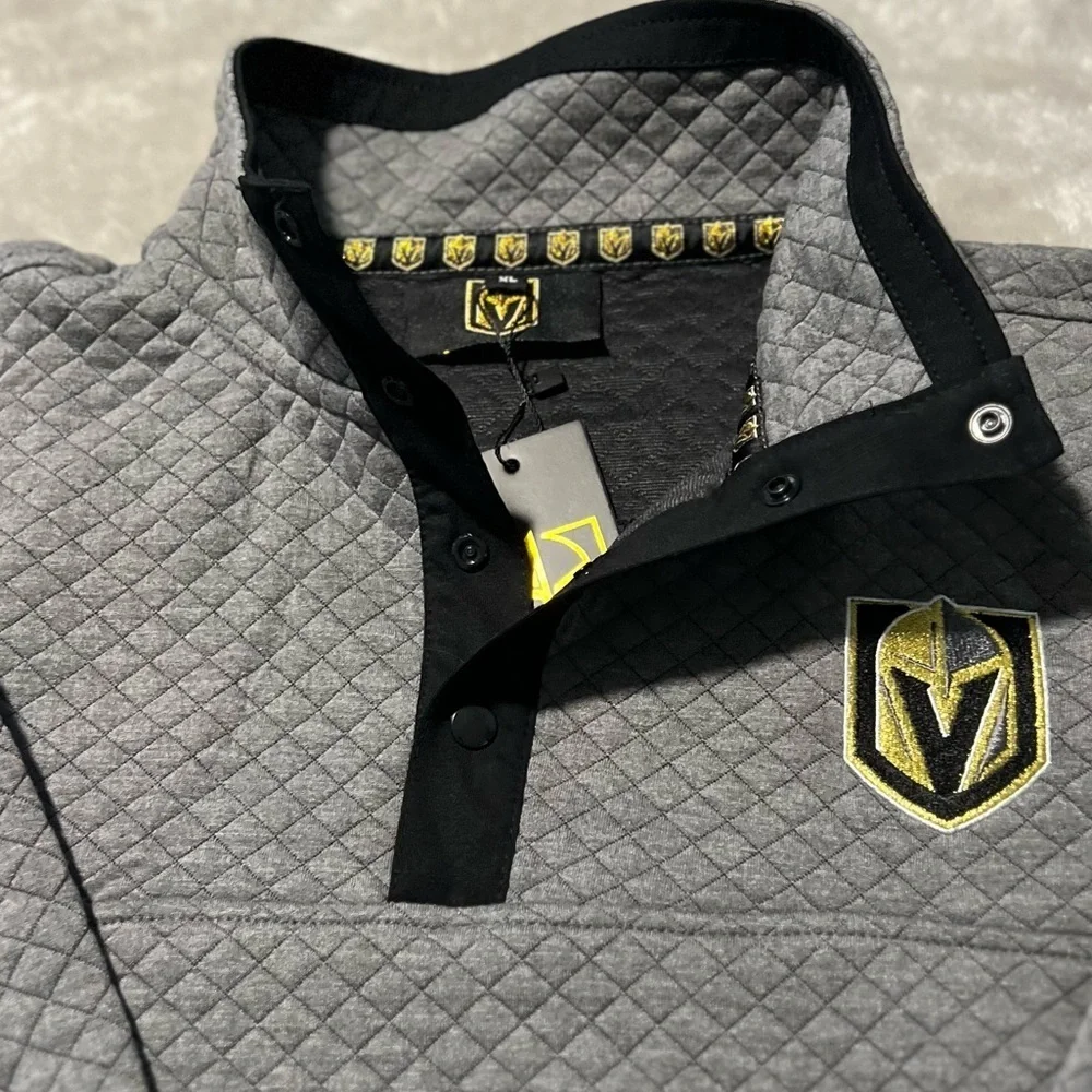 BRAND NEW- Vegas Golden Knights Waffle Pullover - Picture 7 of 7